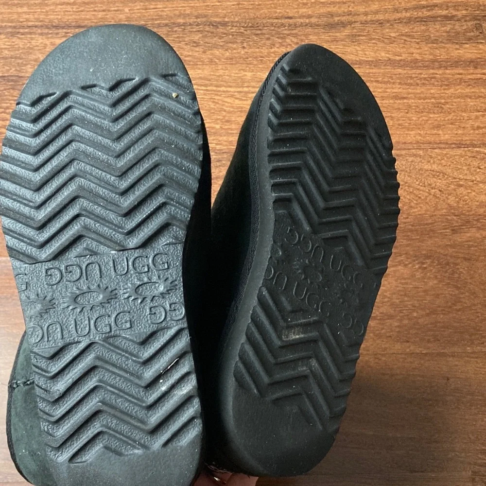 UGG Black Suede Boots Sz 7